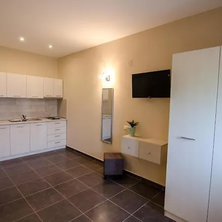 Annmari Σκάλα Ποταμιάς