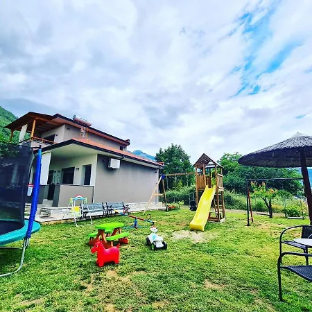 Hotel Annmari *