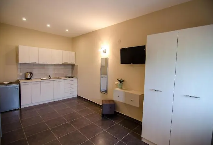 Annmari Skala Potamia (Thasos)